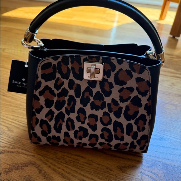 kate spade Handbags - NWT!! Kate Spade Phoebe Top Handle Leopard Satchel. With crossbody strap!